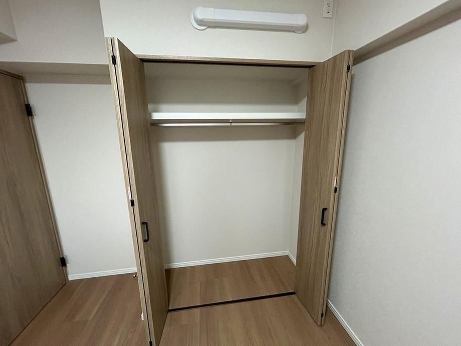 Across Hakata Central Park 3LDK Apartment for Sale in Fukuoka - Thumbnail 4