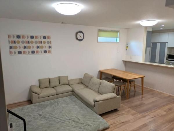 4LDK House for Sale in Nankoku City, Kochi - Thumbnail 2