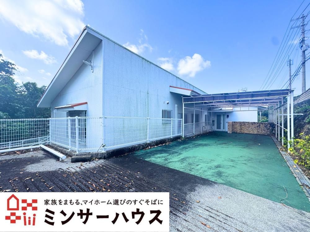 3LDK Used House for Sale in Chatan, Okinawa - 188.74 sqm - Thumbnail 3