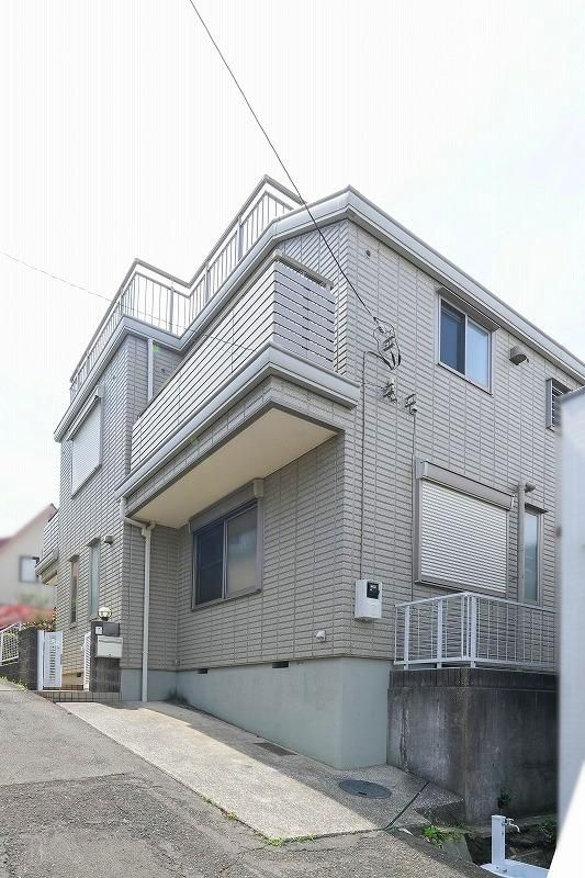 4LDK House for Sale in Kōnan-ku, Yokohama - 101m² - Thumbnail 2