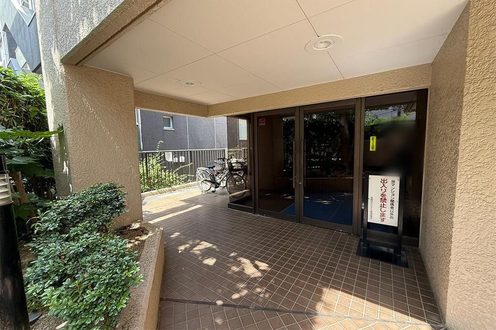 Renovated 3LDK Apartment Near Miyazakidai Station, Kawasaki - Thumbnail 3