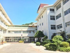 4LDK+S House for Sale in Izu-no-Kuni, Shizuoka - 9 Million Yen - Thumbnail 2