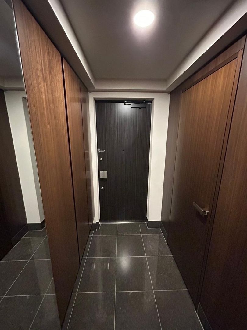 2LDK Apartment for Sale in Shibuya, Tokyo - Grand Hills Ebisu - Image 1
