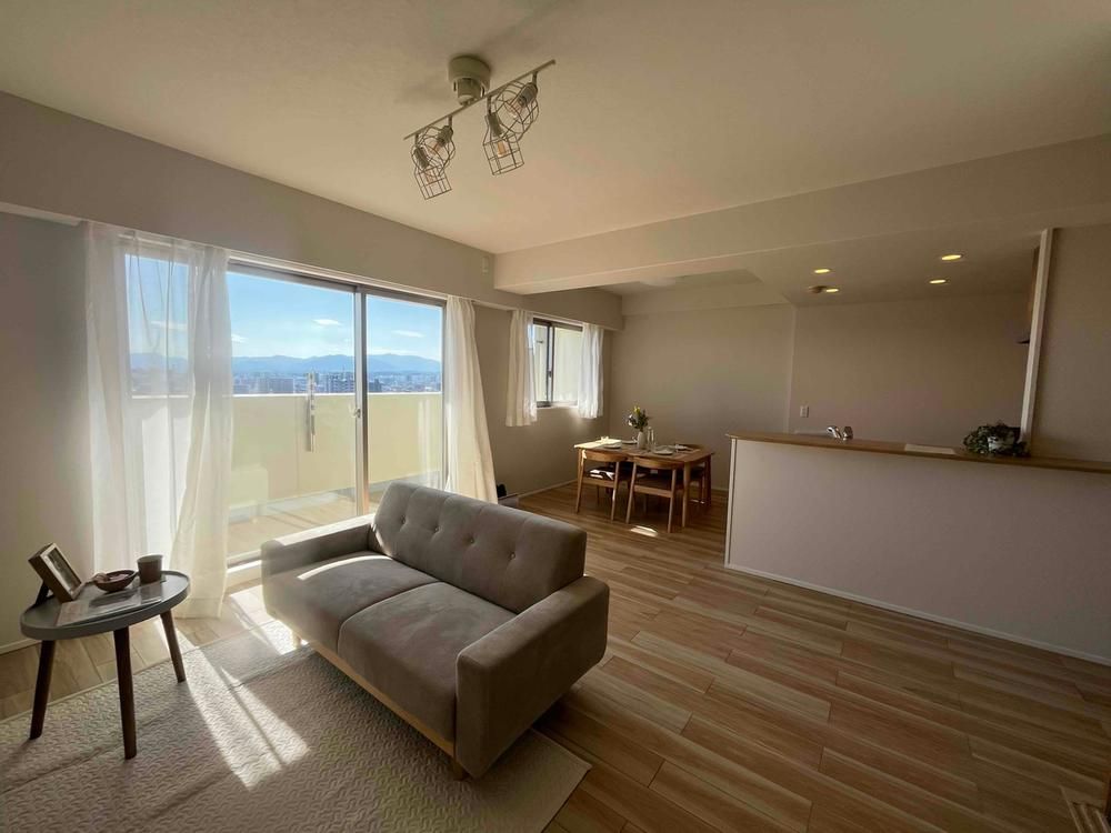 3LDK Apartment for Sale in Miyazaki City, Miyazaki Prefecture - Thumbnail 2