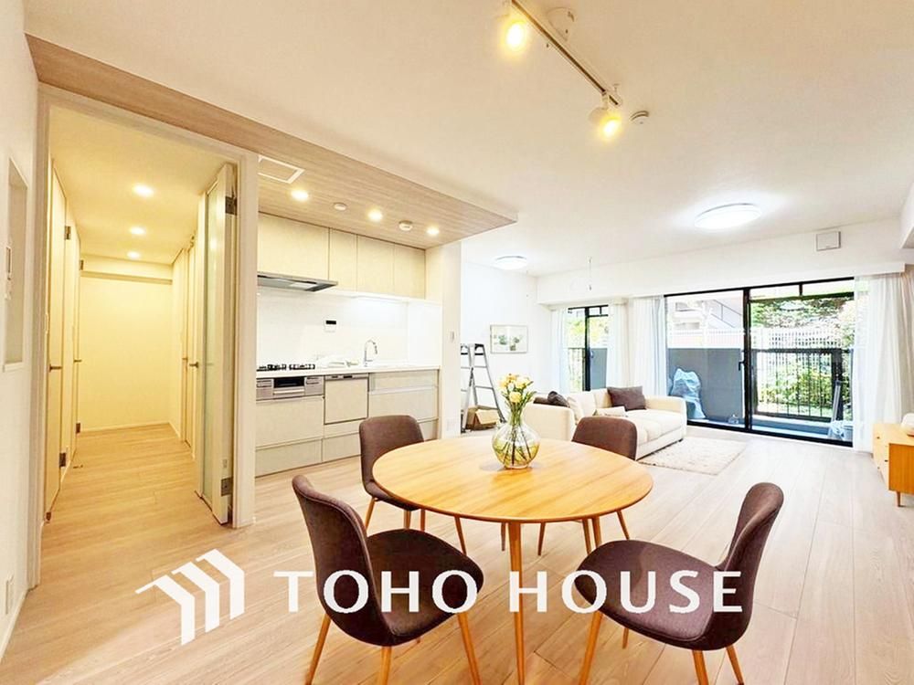 Renovated 2LDK Apartment in Yokohama Nishi Ward - Thumbnail 4