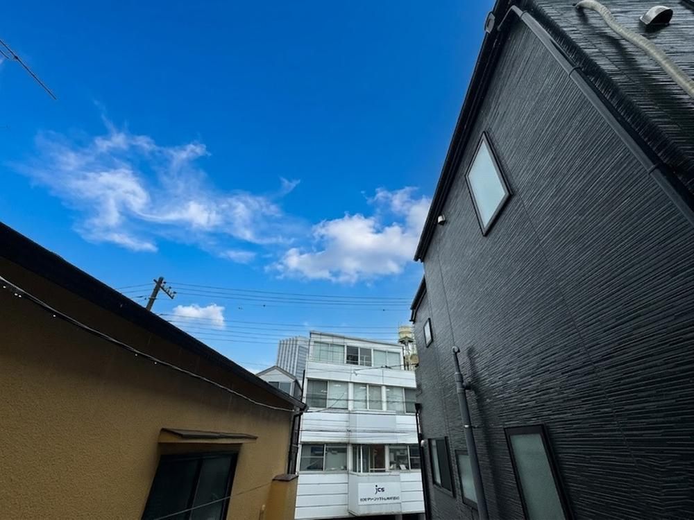 Newly Built 2LDK+S House in Ikebukuro, Tokyo - Thumbnail 3