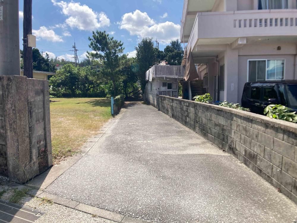 Beachside Land for Sale in Onna Village, Okinawa - 376.81 sqm - Thumbnail 2
