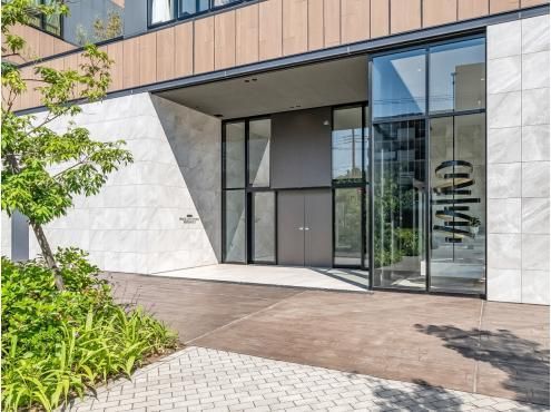 4LDK Apartment for Sale in Kohoku-ku, Yokohama - Thumbnail 2