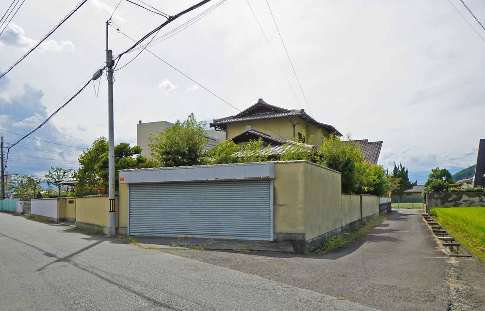 6DK Wooden House with Hot Spring Access in Fuefuki, Yamanashi - Thumbnail 3