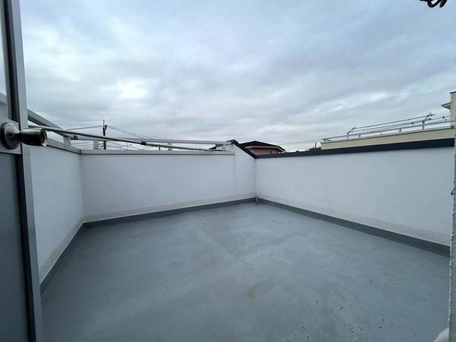 3-Story House with Rooftop Terrace near Nishi-Magome Station, Tokyo - Thumbnail 4