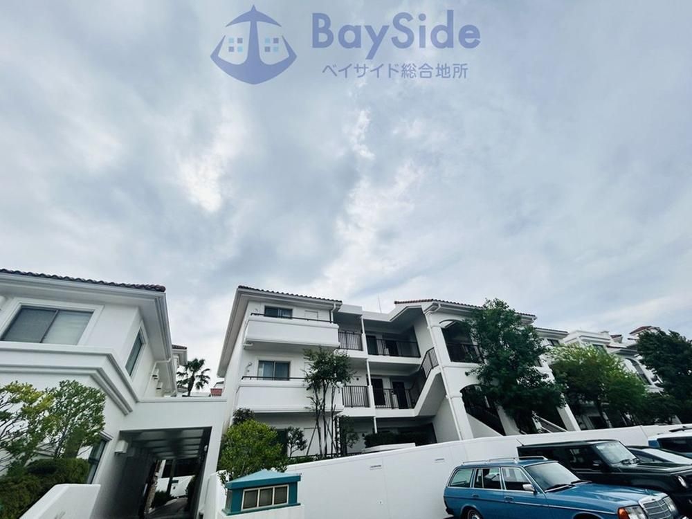 Pacific Garden Chigasaki 2LDK Apartment for Sale in Chigasaki, Kanagawa - Thumbnail 2