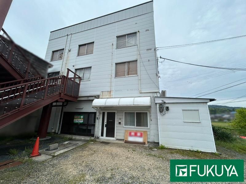 Spacious 7LDK Steel-Frame House for Sale in Shigaraki, Koka - Thumbnail 3