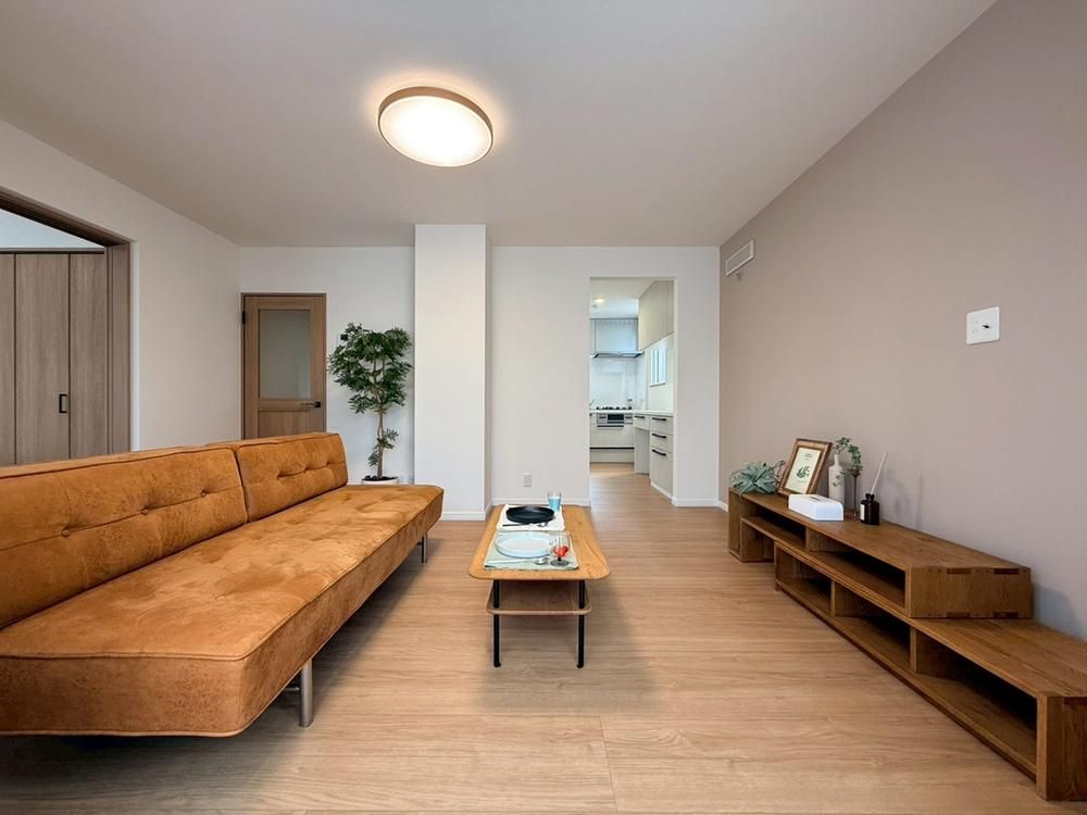 Renovated 3LDK House in Sapporo Higashi Ward Near Asabu Station - Thumbnail 4
