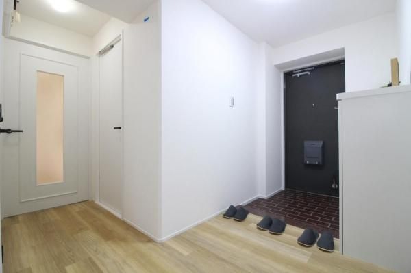 Fully Renovated 4LDK Apartment for Sale in Okazaki, Aichi - Thumbnail 2