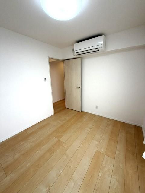 Renovated 3LDK Apartment in Funabashi, Chiba - 69.1m2 - Thumbnail 3