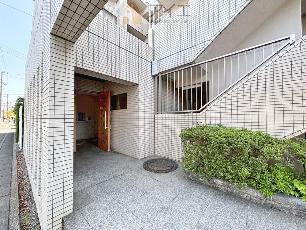 Renovated 3LDK Apartment for Sale in Ichikawa, Chiba - Thumbnail 4