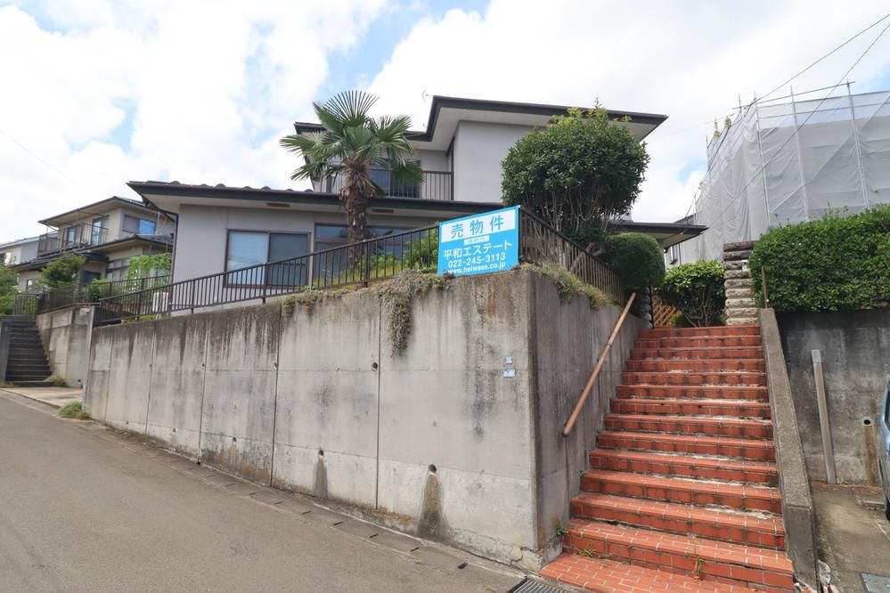 5LDK+S House with Large Garden for Sale in Sendai's Taihaku Ward - Thumbnail 3