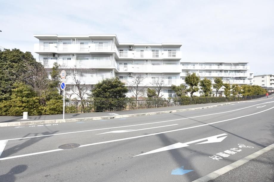 3LDK Apartment for Sale in Ebina, Kanagawa – 78.59m2 - Thumbnail 2