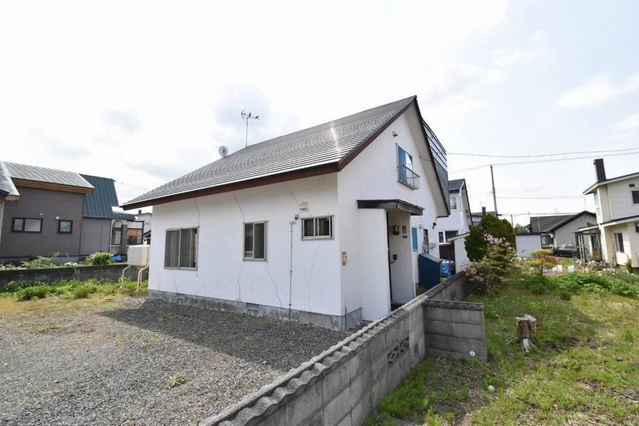 4LDK Pre-owned House in Chitose, Hokkaido - 264.49m2 Land - Thumbnail 2