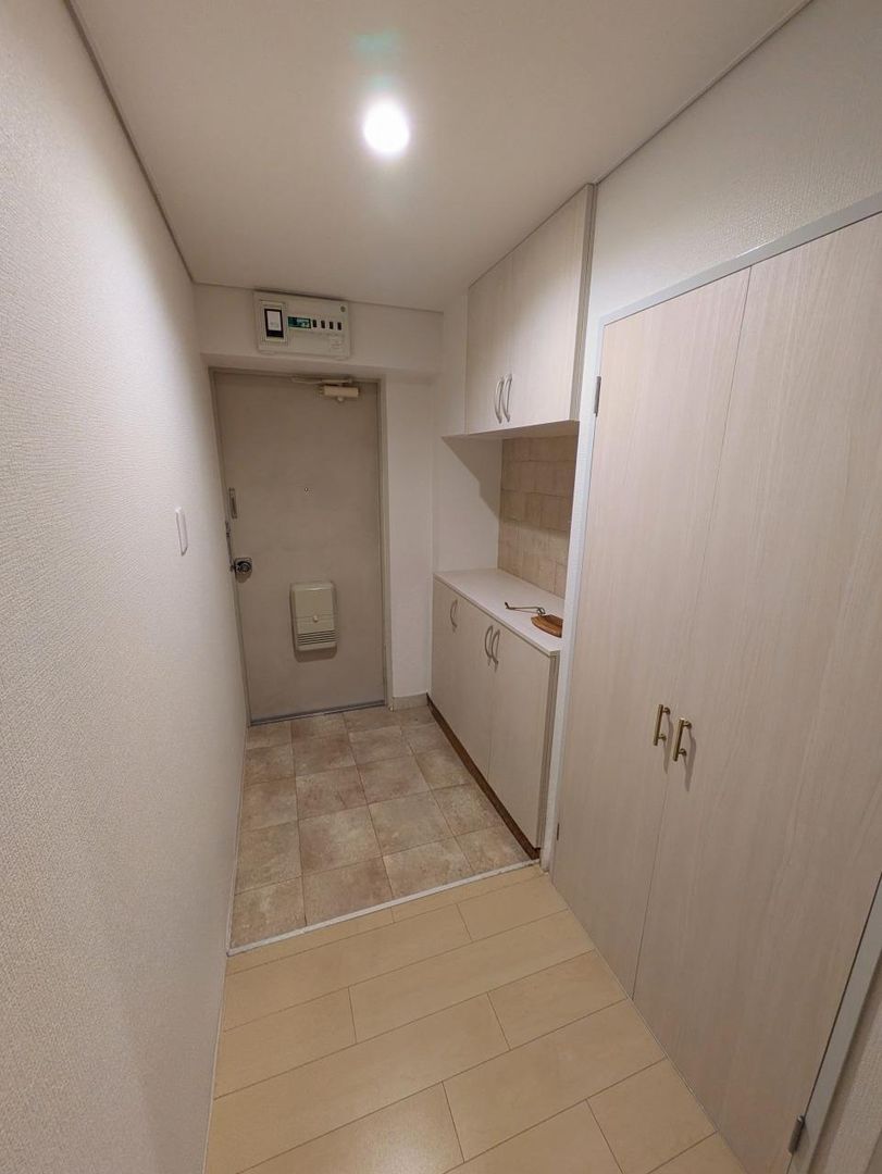 4LDK Apartment for Sale in Otaru, Hokkaido - 78.45m2 - Thumbnail 2