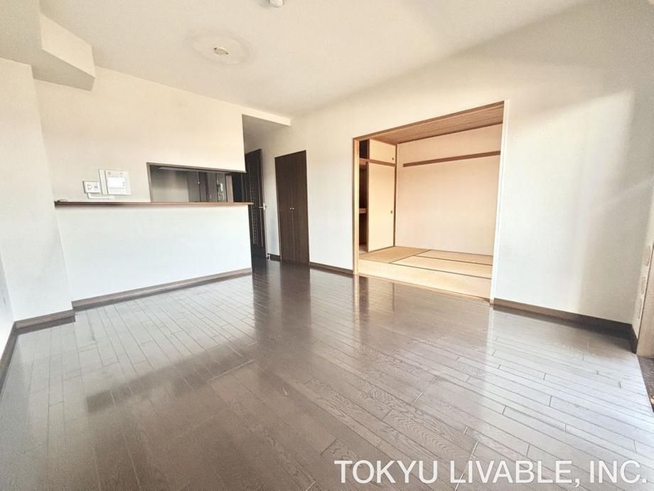 2LDK Apartment for Sale in Asao Ward, Kawasaki City - Thumbnail 3