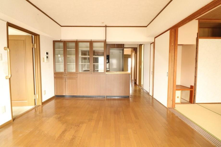 4LDK Apartment in Wakabadai Danchi, Yokohama Asahi Ward - Thumbnail 3