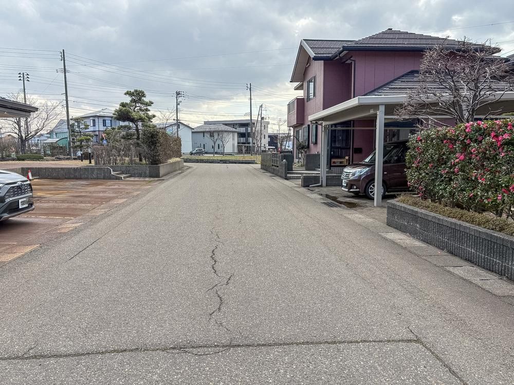 4LDK House for Sale in Joetsu near Naoetsu Station - Thumbnail 3