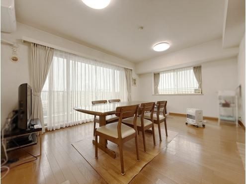 4LDK Apartment for Sale in Kita-Urawa, Saitama City - Thumbnail 2