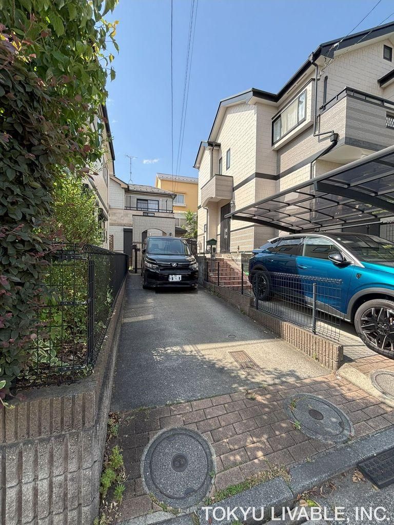 4LDK Detached House for Sale in Aoba-ku, Yokohama - Thumbnail 2