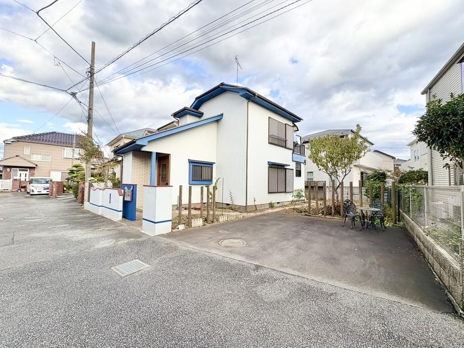 Renovated 2LDK House in Hamura, Tokyo with Parking - Thumbnail 3