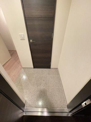 Brillia The Tower Tokyo Yaesu Avenue 3LDK Apartment in Chuo-ku - Thumbnail 2