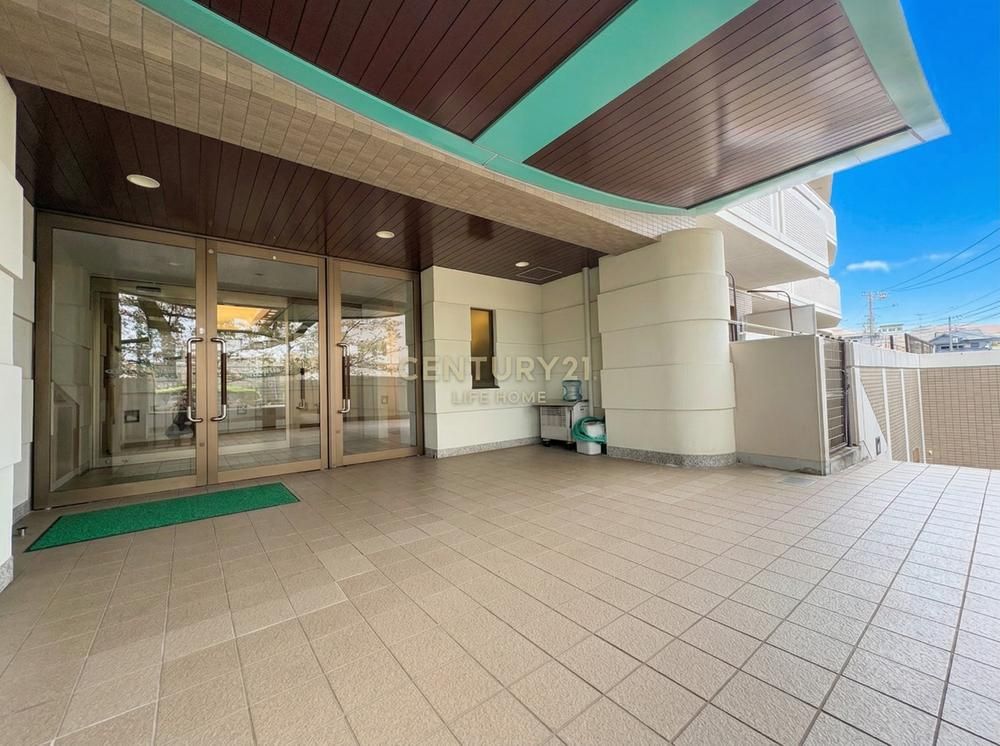 3LDK Apartment for Sale in Aoba Ward, Yokohama with Panoramic Views - Thumbnail 4