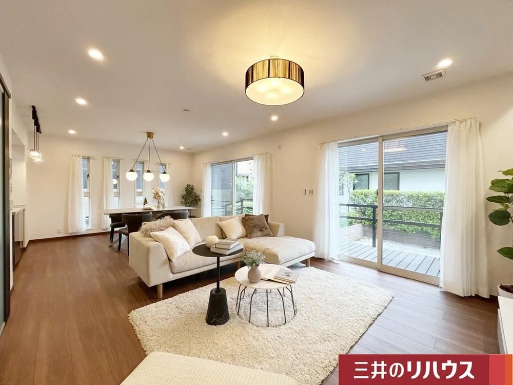 5LDK+S RC House for Sale in Suginami, Tokyo with Roof Balcony - Thumbnail 3
