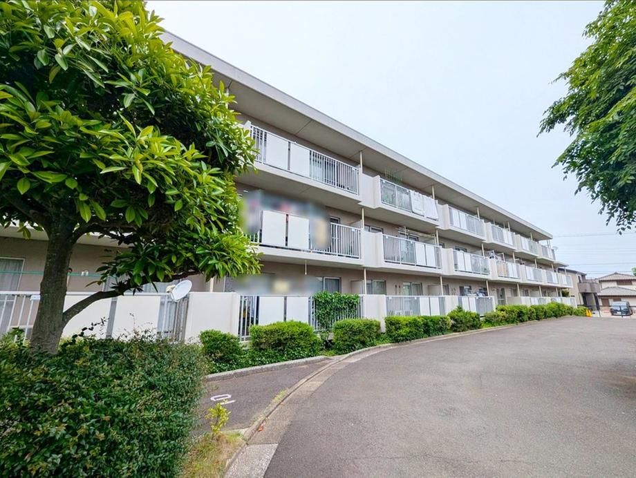 3LDK Apartment for Sale in Funabashi, Chiba - 83.76m² - Thumbnail 2
