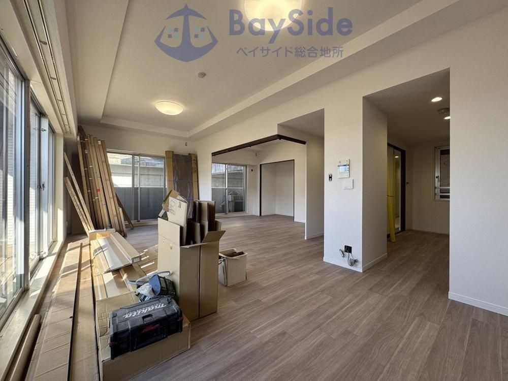 3LDK Apartment for Sale in Miyamae-ku, Kawasaki, 102m² - Thumbnail 4