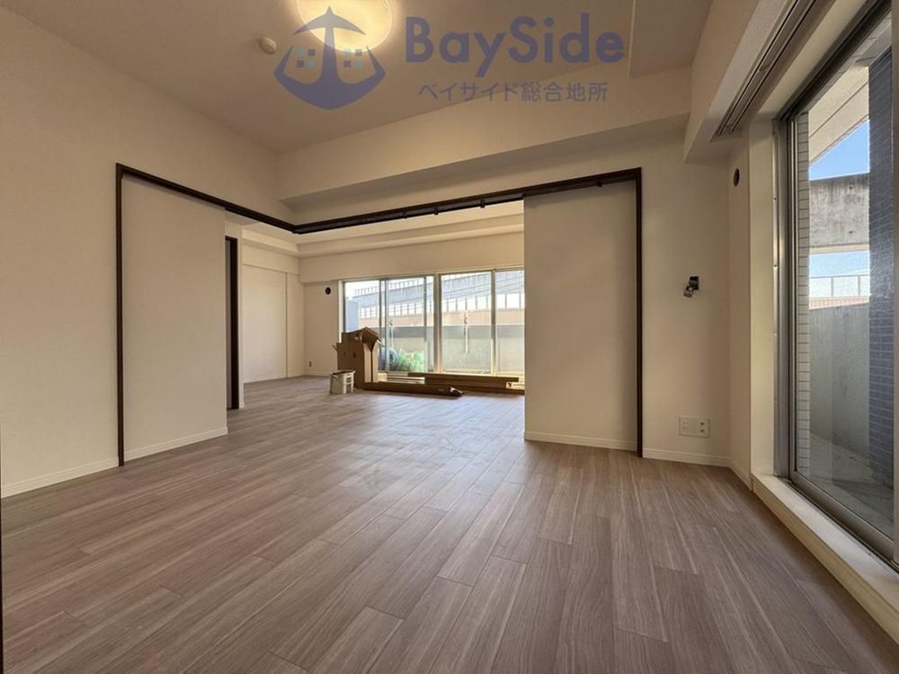 3LDK Apartment for Sale in Miyamae-ku, Kawasaki, 102m² - Thumbnail 3