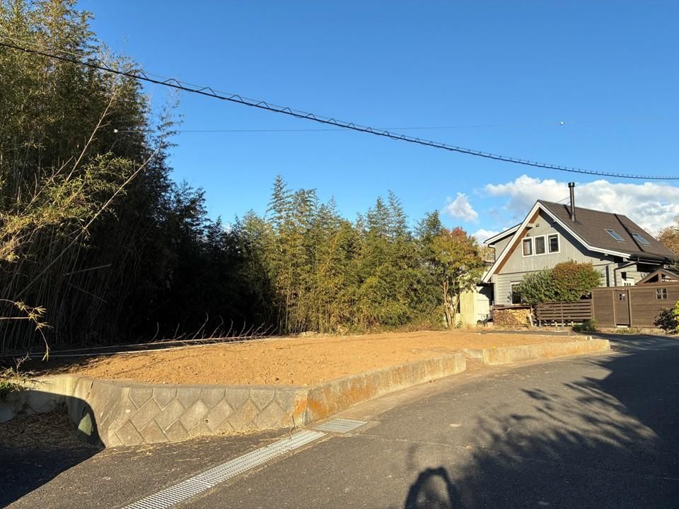 674.5m2 Land for Sale in Hayama, Kanagawa - 55 Million Yen - Thumbnail 4