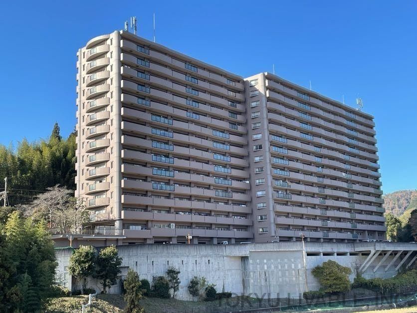 3LDK Apartment for Sale in Hashimoto, Wakayama - 76.8m² - Thumbnail 2