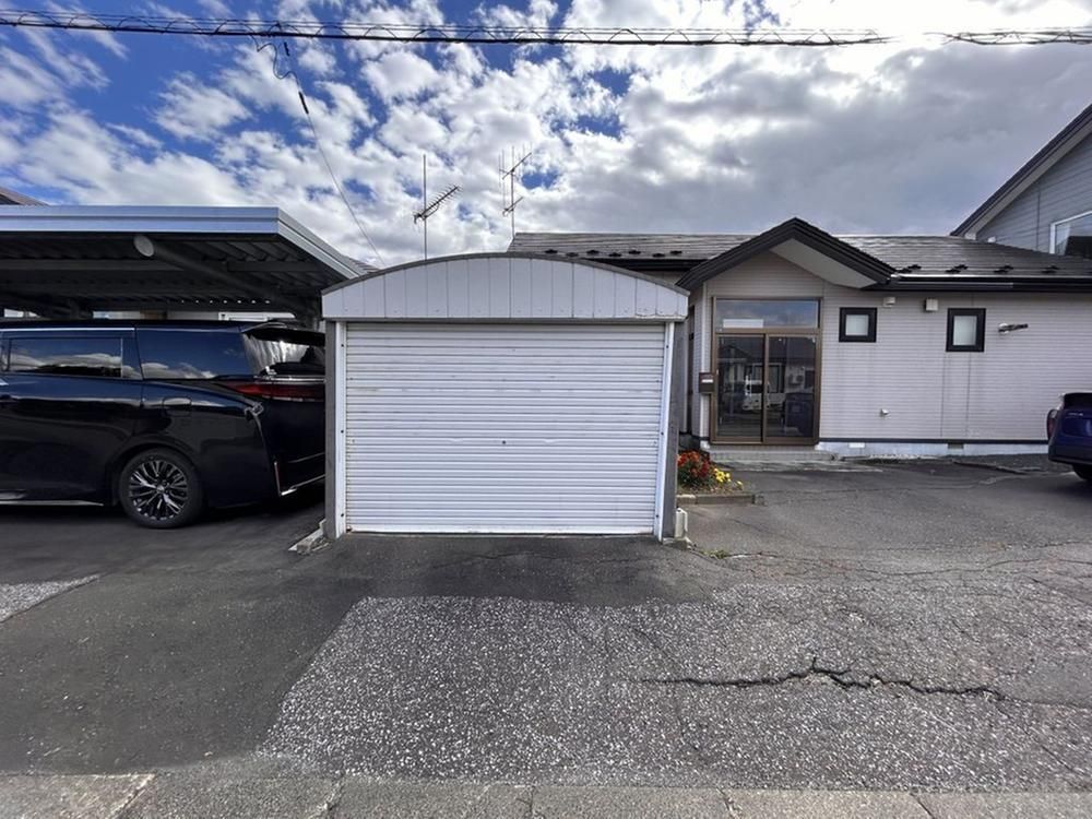 Renovated 2LDK House in Kitami, Hokkaido - 79.52 sqm - Thumbnail 3