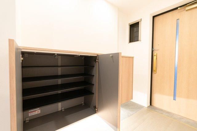 Renovated 3LDK Apartment for Sale in Miyamae, Kawasaki - Thumbnail 4
