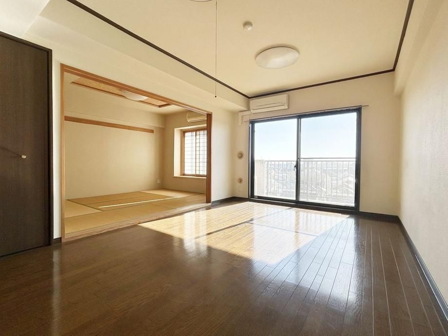 Lions Garden Sayama Gion 3LDK Apartment for Sale in Saitama - Thumbnail 3