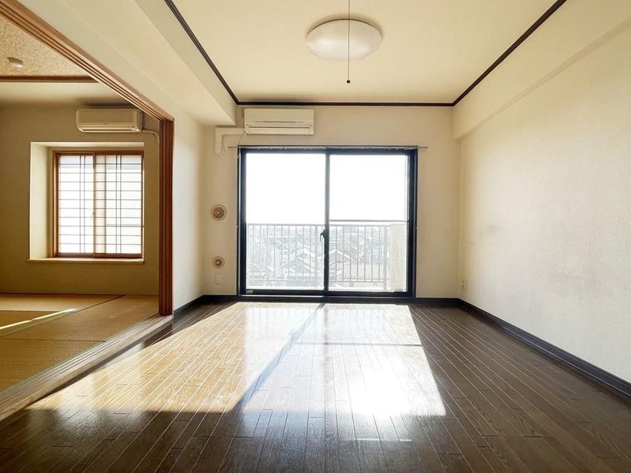 Lions Garden Sayama Gion 3LDK Apartment for Sale in Saitama - Thumbnail 4