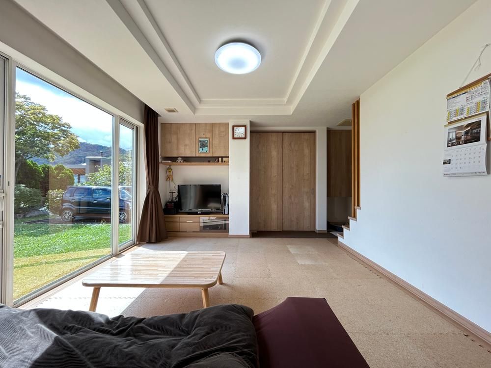 4LDK+S House for Sale in Chuo Ward, Sapporo with Mountain Views - Thumbnail 3