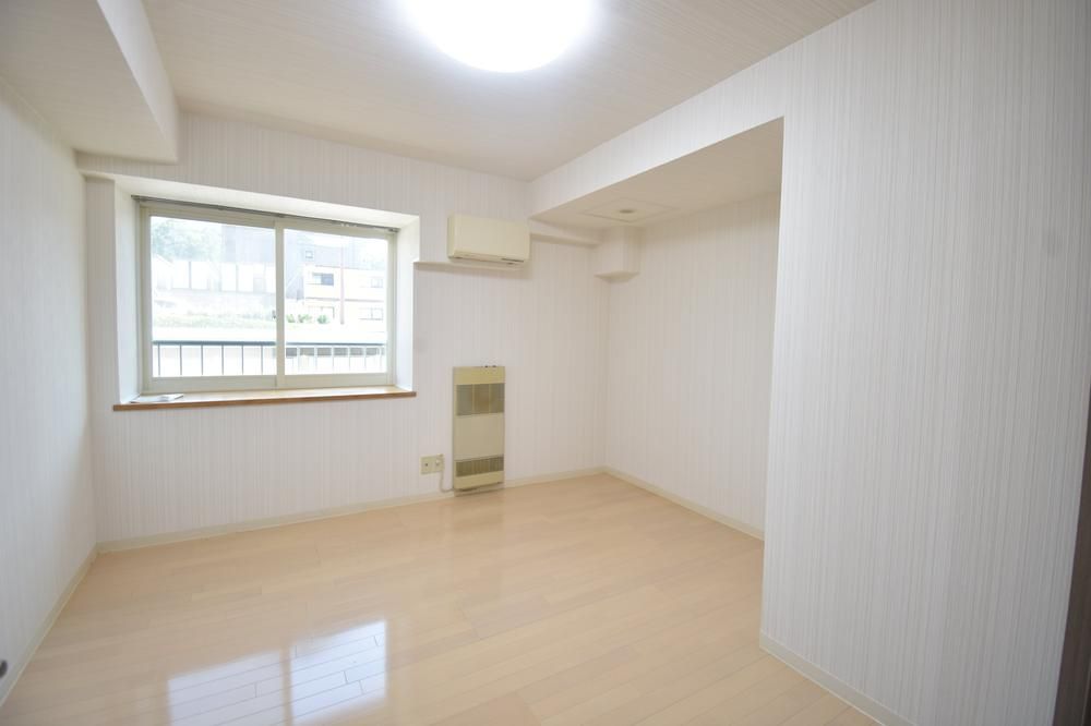 4LDK Apartment for Sale in Minami-ku, Sapporo - 99.52m2 - Thumbnail 4