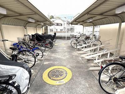 4LDK Apartment for Sale in Ikoma, Nara - 85.72m2 — Parking, Ikoma, Nara