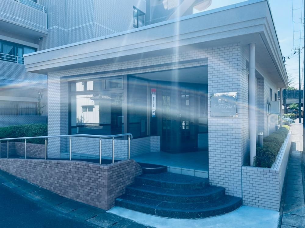 Renovated 3LDK Apartment in Taihaku Ward, Sendai, 71.87m² - Thumbnail 3