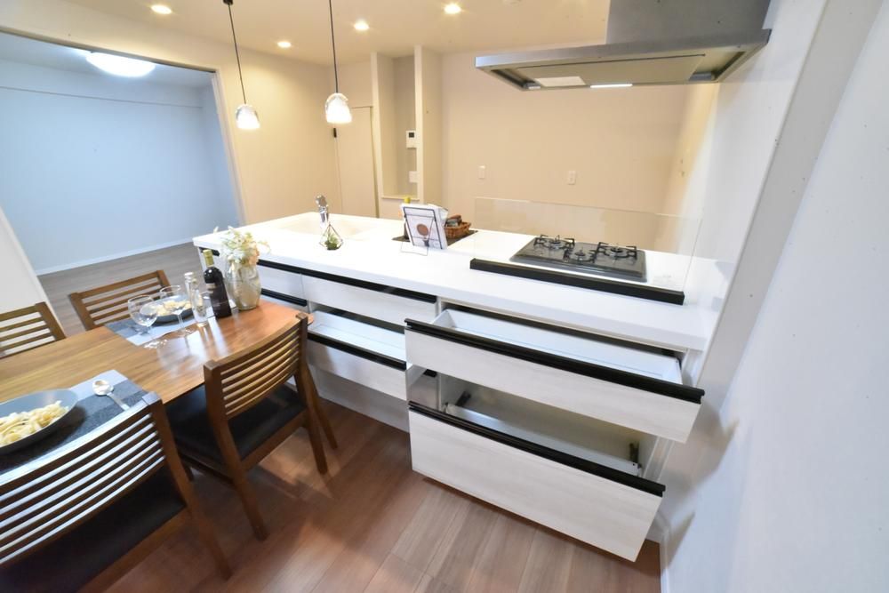 Renovated 4LDK Apartment in Sendai Taihaku 83.98m2 - Thumbnail 3