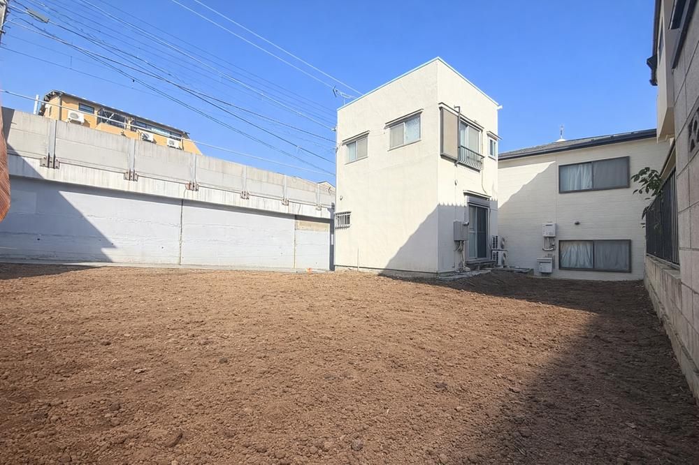 Land for Sale in Yutenji, Meguro-ku, Tokyo - Thumbnail 3