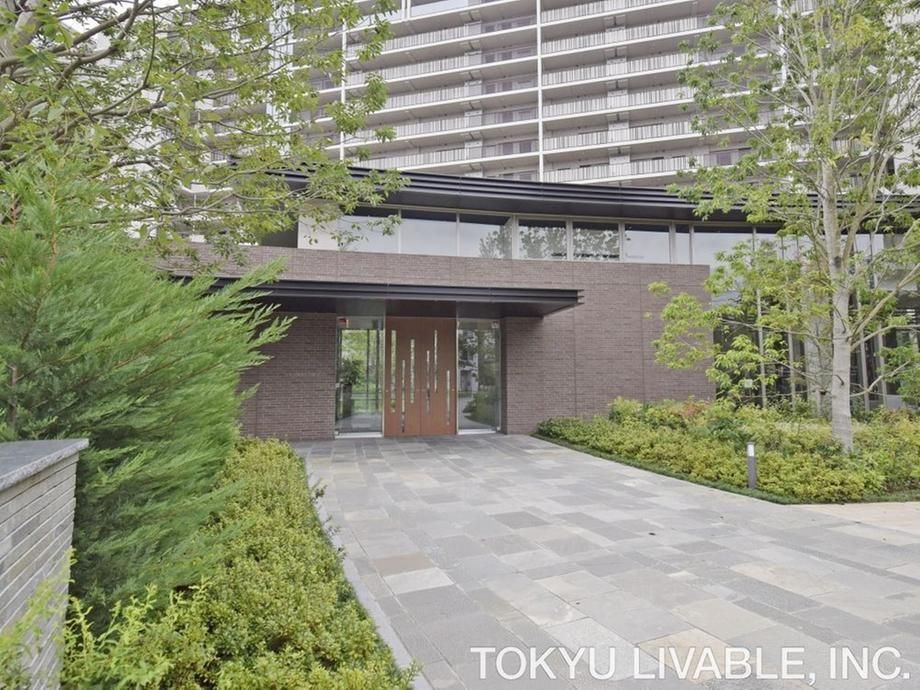 3LDK Apartment for Sale in Yamato City, Kanagawa - Thumbnail 2