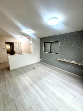 3LDK Resale House in Settsu City, Osaka - 104.49 sqm - Thumbnail 2